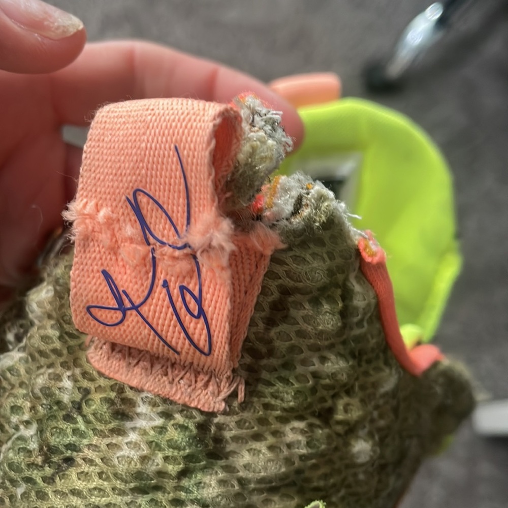 Russell Westbrook Basketball Shoes - Picture 5 of 5